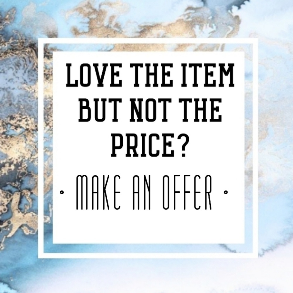 All Reasonable Offers Accepted!! ♥️